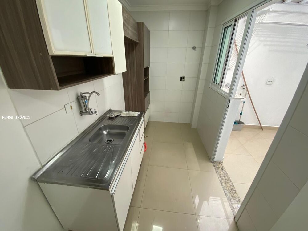 Apartamento para alugar com 2 quartos, 43m² - Foto 3