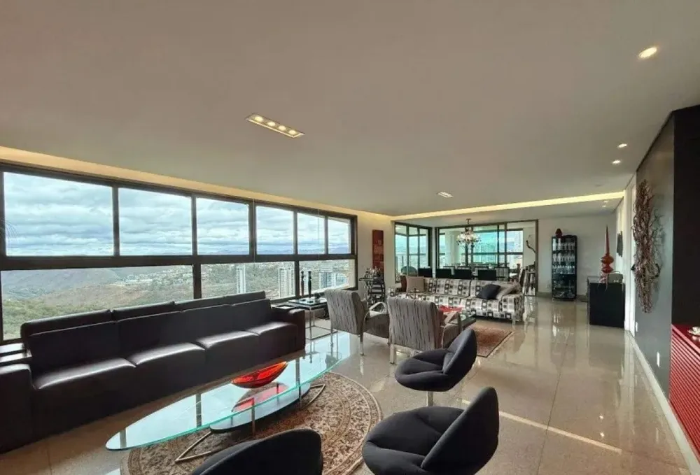 Apartamento, 4 quartos, 28 m² - Foto 1
