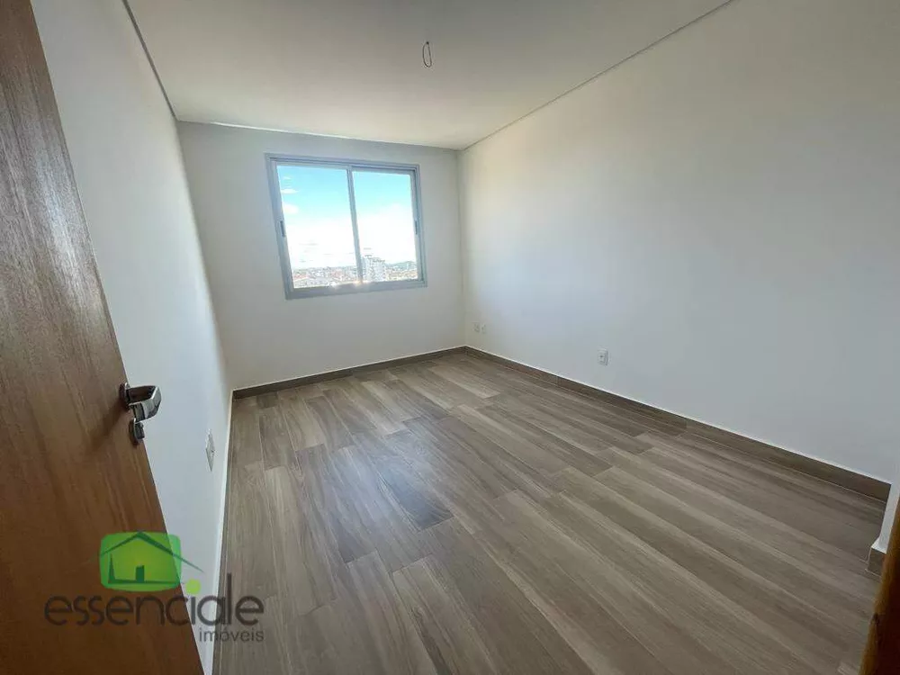 Apartamento à venda com 3 quartos, 108m² - Foto 11