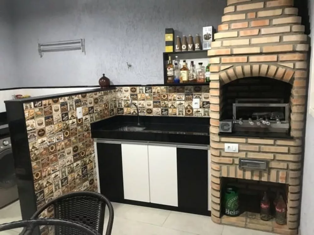 Casa à venda com 2 quartos, 65m² - Foto 19