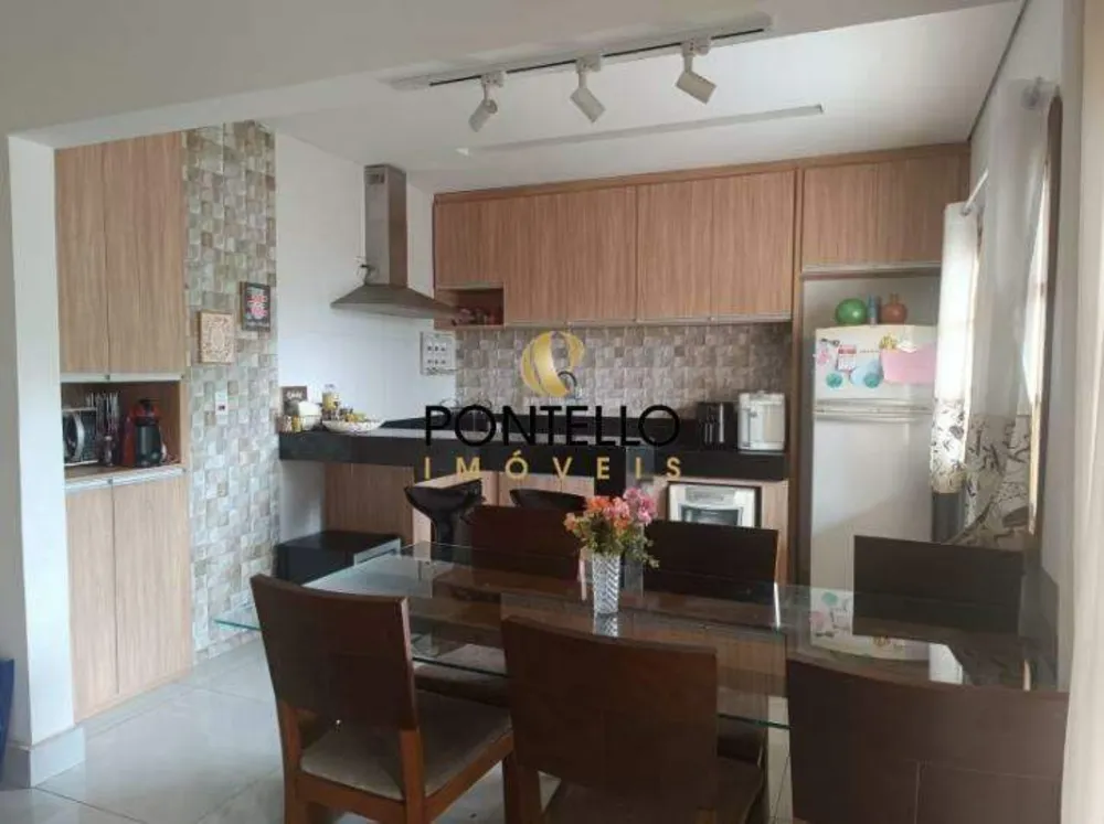 Casa, 3 quartos, 166 m² - Foto 4