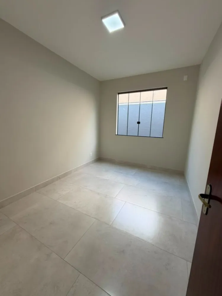 Casa, 3 quartos, 210 m² - Foto 2