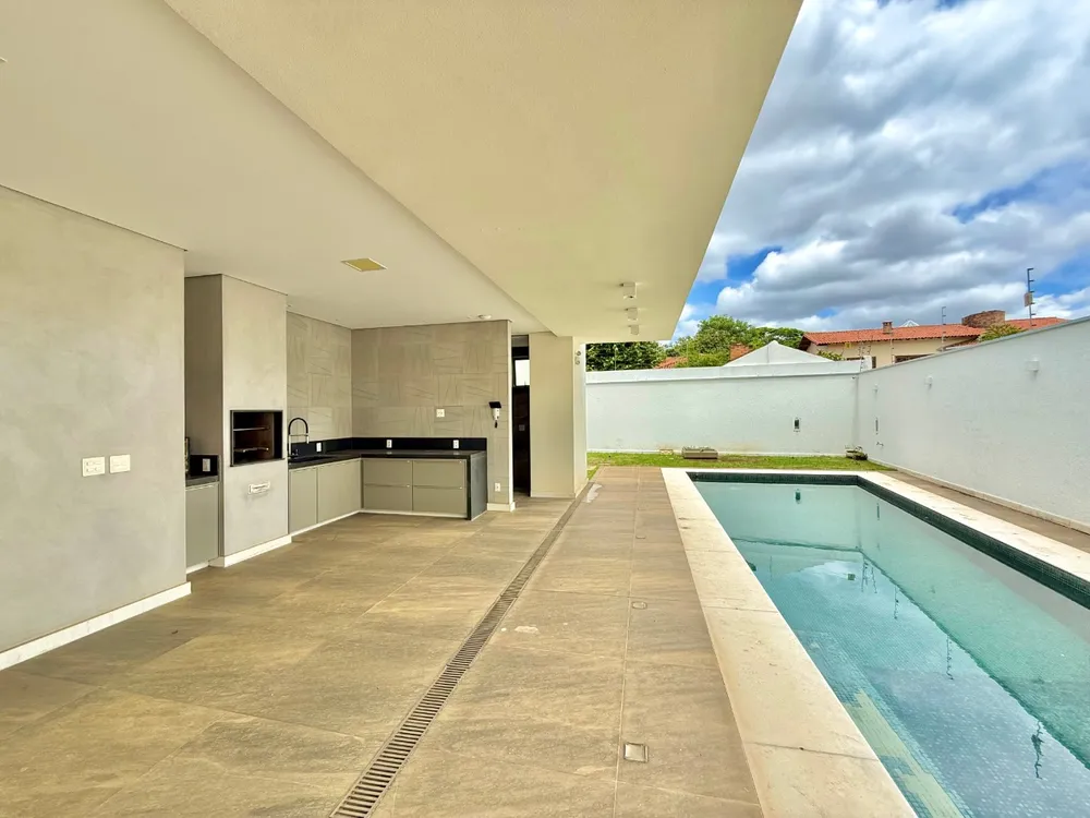 Casa, 3 quartos, 333 m² - Foto 1