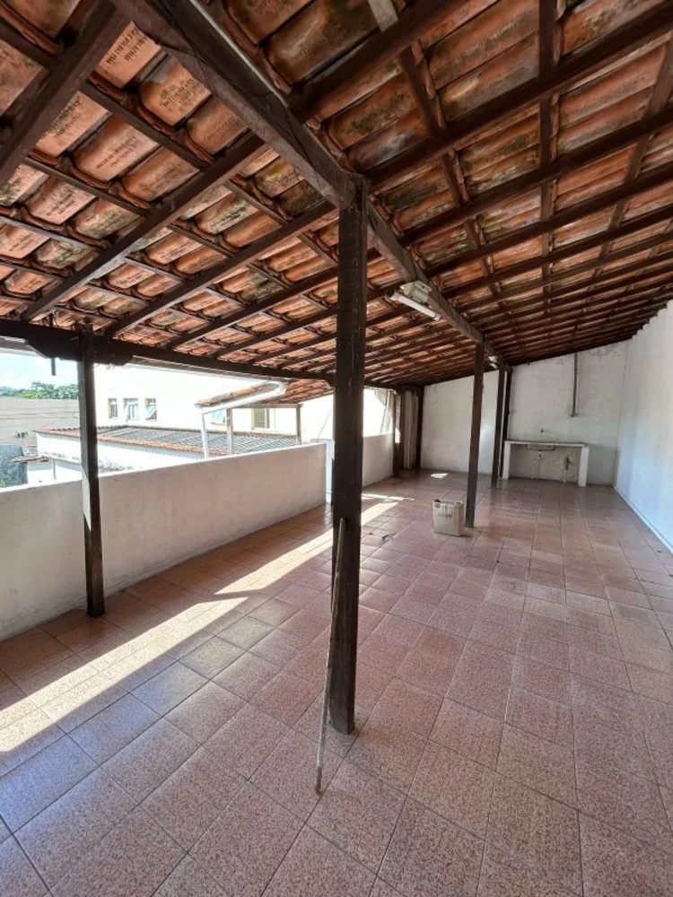 Casa, 4 quartos, 360 m² - Foto 1