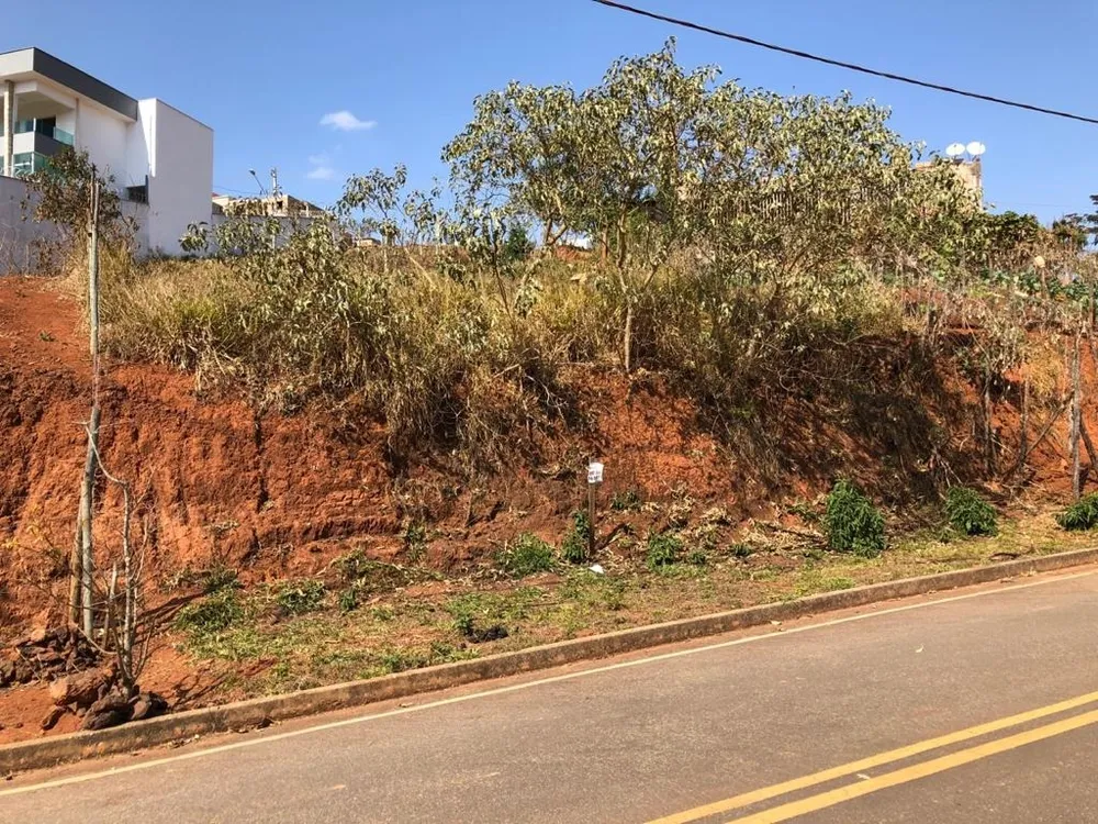 Terreno, 240 m² - Foto 1