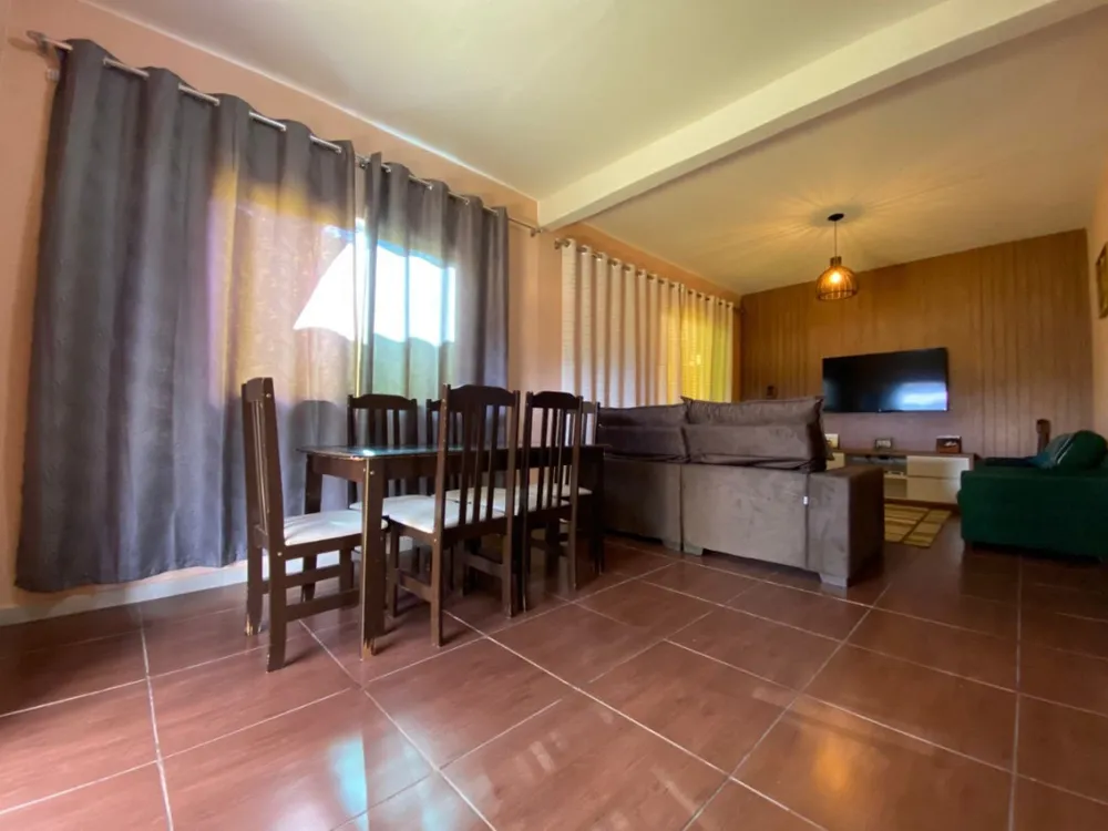 Casa, 3 quartos, 190 m² - Foto 2