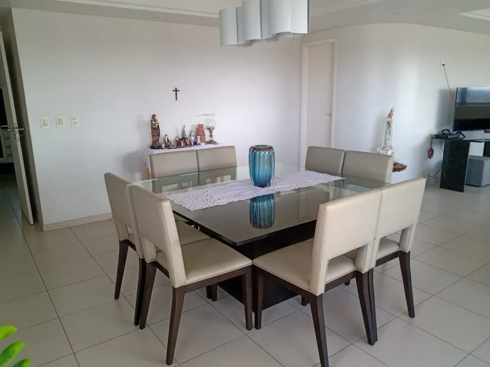 Apartamento, 4 quartos, 220 m² - Foto 1