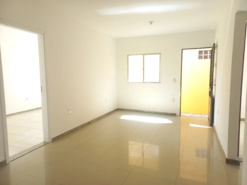 Casa, 3 quartos, 102 m² - Foto 1