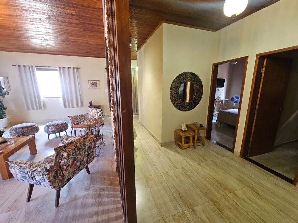 Casa, 2 quartos, 240 m² - Foto 1