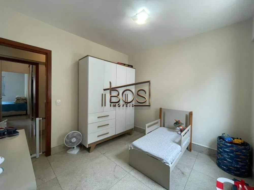 Apartamento, 3 quartos, 145 m² - Foto 1