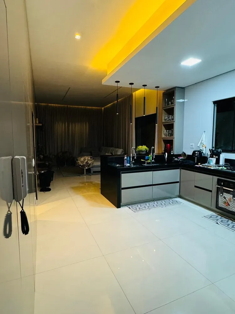 Casa, 3 quartos, 270 m² - Foto 3