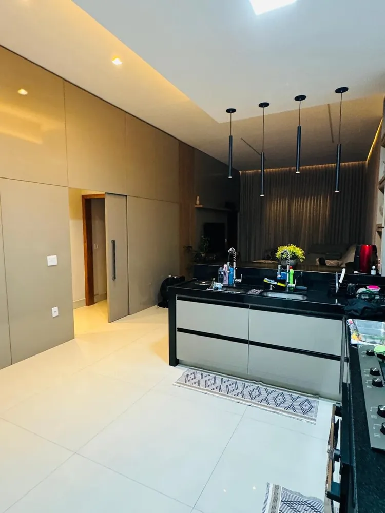 Casa, 3 quartos, 270 m² - Foto 11