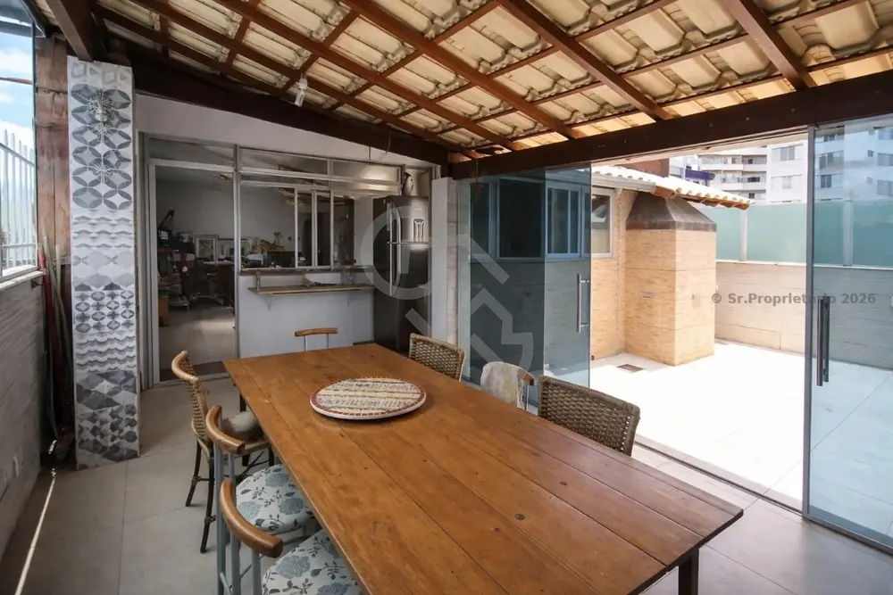 Cobertura, 4 quartos, 220 m² - Foto 1