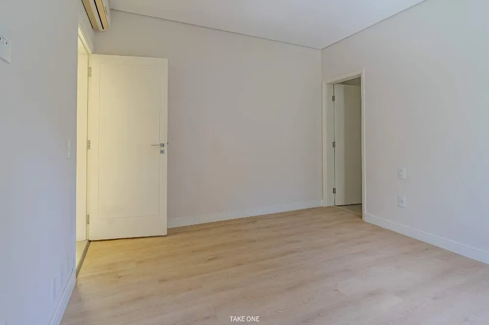 Casa, 6 quartos, 2660 m² - Foto 5