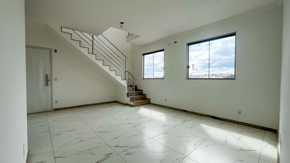 Cobertura à venda com 4 quartos, 150m² - Foto 1