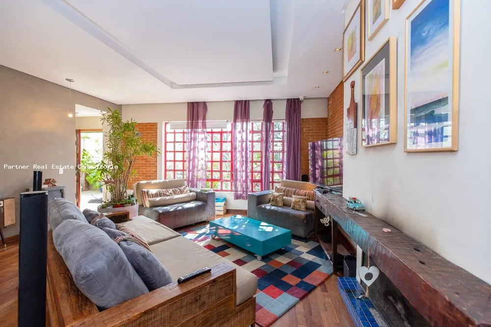 Casa, 3 quartos, 226 m² - Foto 3
