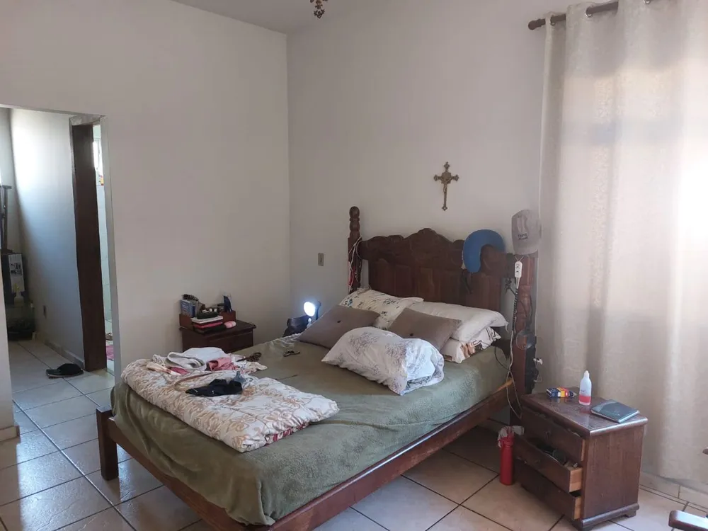 Casa, 4 quartos, 435 m² - Foto 1