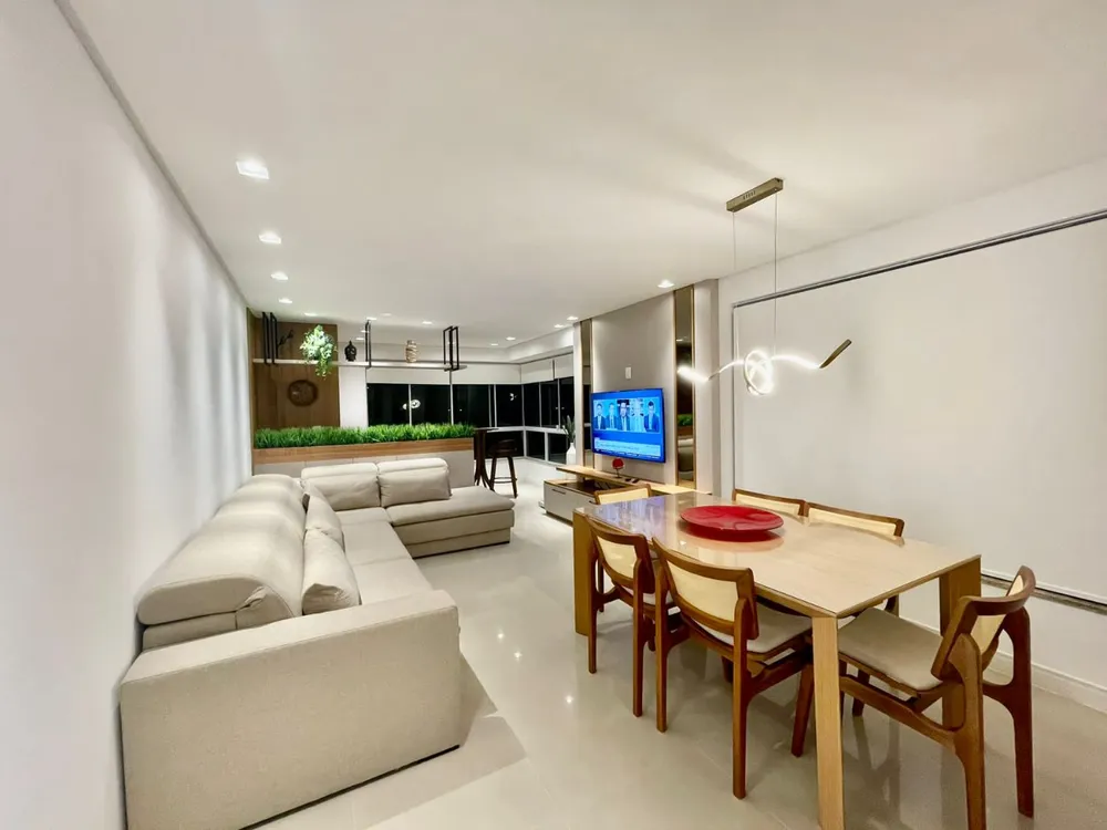 Apartamento, 3 quartos, 176 m² - Foto 1