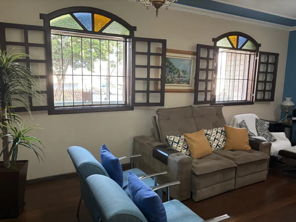 Casa, 5 quartos, 279 m² - Foto 1