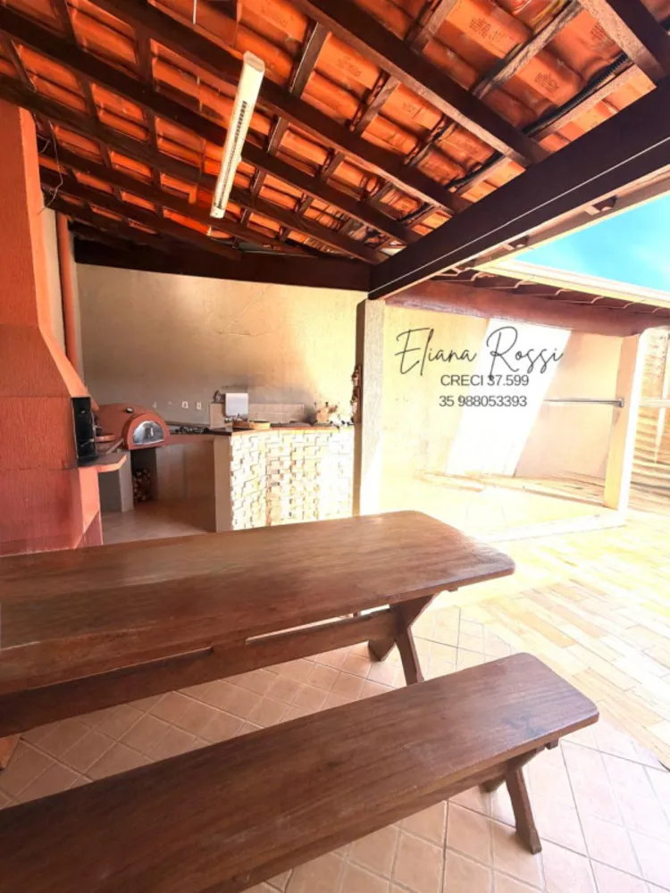 Casa, 3 quartos, 240 m² - Foto 4