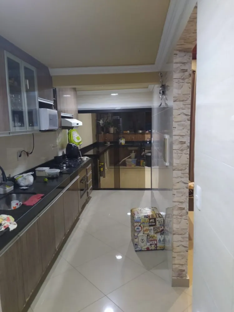 Casa, 3 quartos, 130 m² - Foto 3