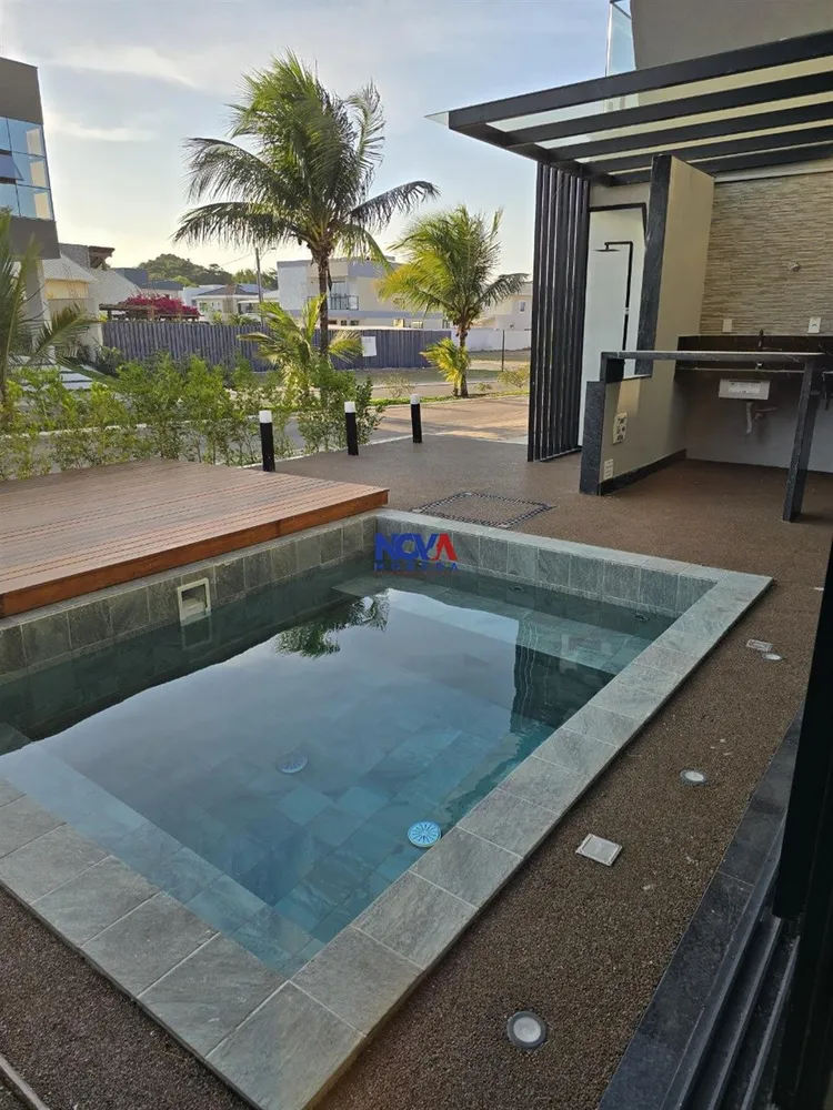 Casa, 3 quartos, 212 m² - Foto 2