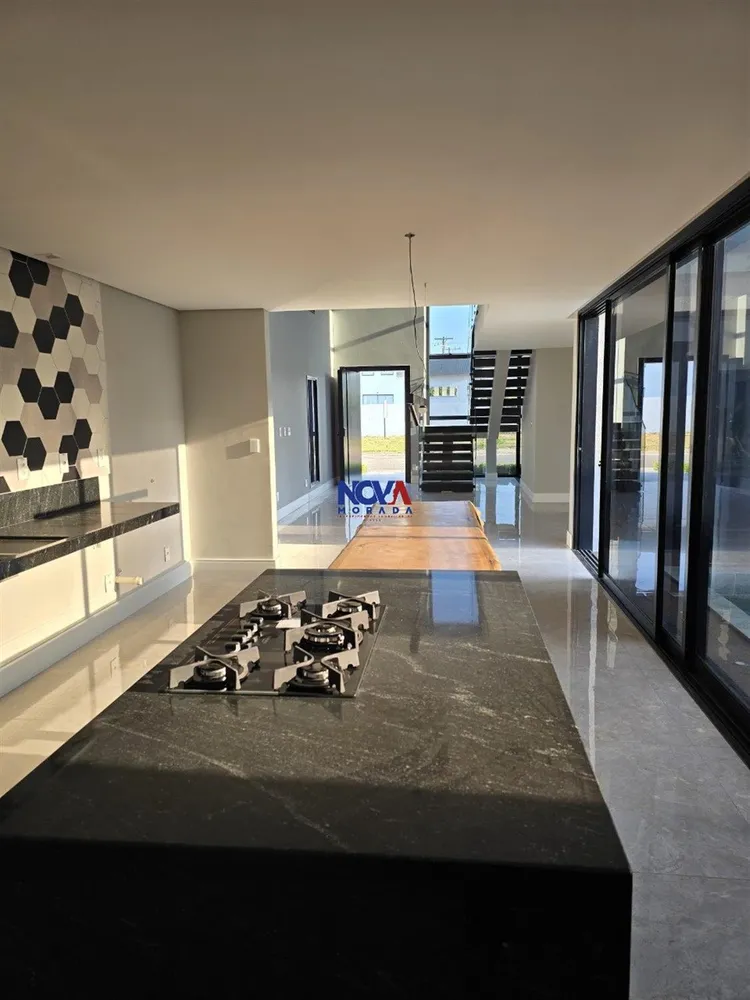 Casa, 3 quartos, 212 m² - Foto 15
