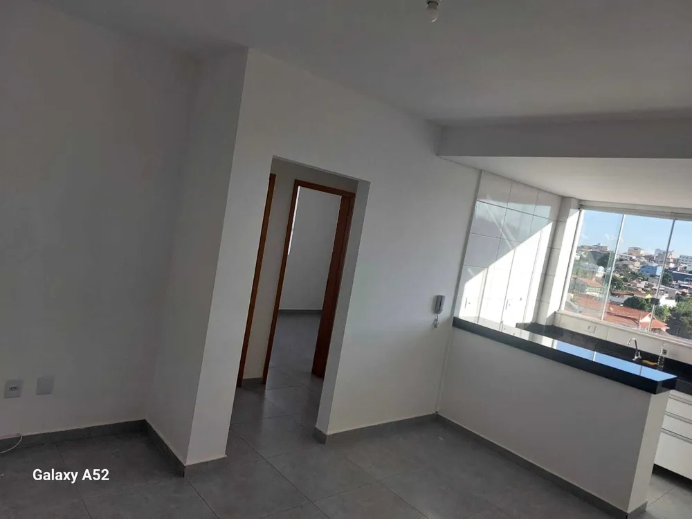 Apartamento, 2 quartos, 60 m² - Foto 2