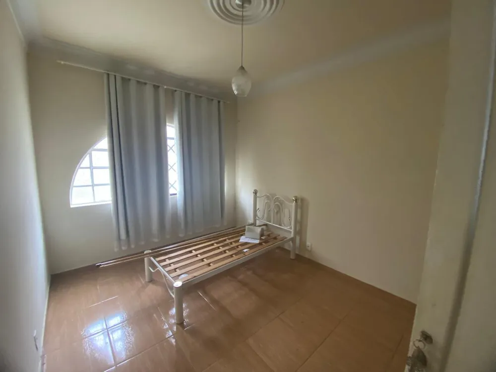 Casa, 5 quartos, 222 m² - Foto 8