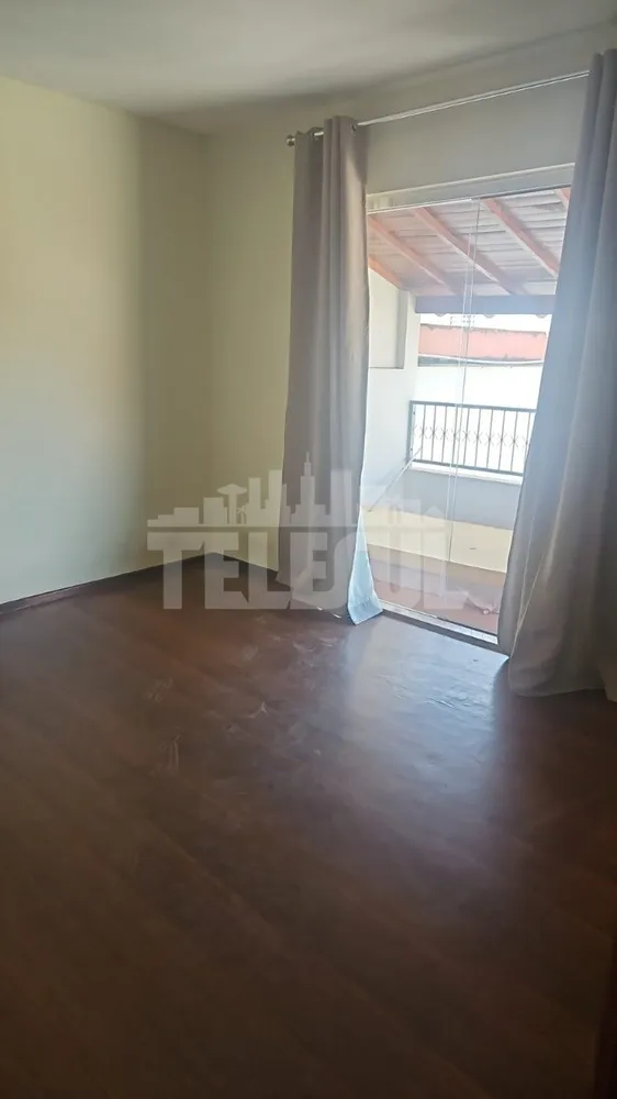 Casa, 4 quartos, 262 m² - Foto 2
