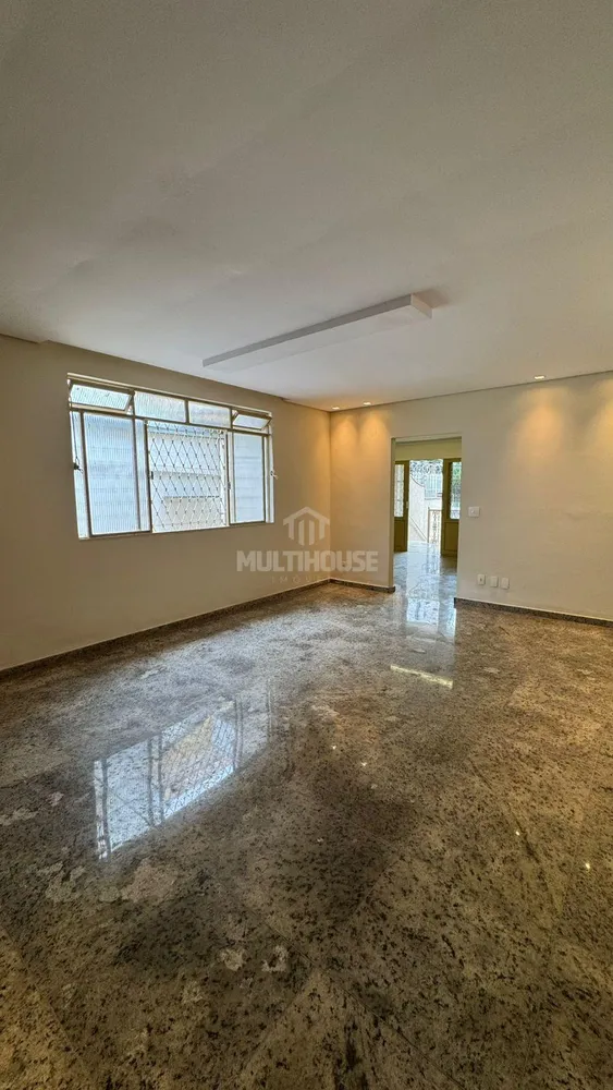Casa, 4 quartos, 271 m² - Foto 1