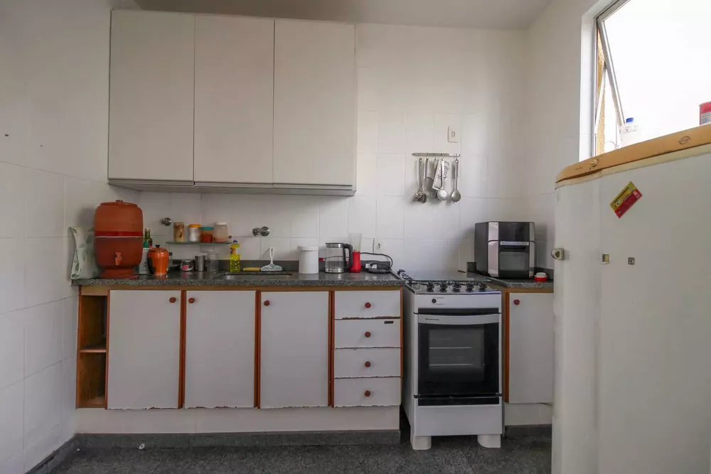 Apartamento à venda com 2 quartos, 65m² - Foto 14