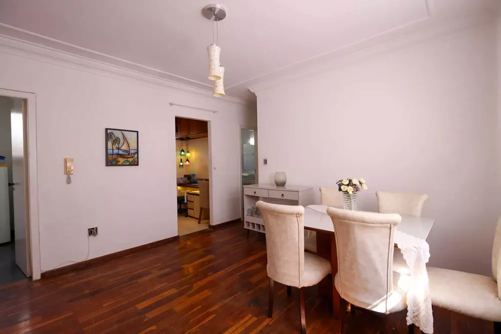 Apartamento à venda com 2 quartos, 65m² - Foto 3