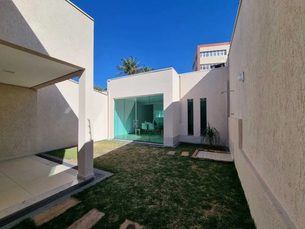 Casa, 3 quartos, 269 m² - Foto 1