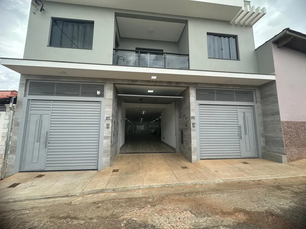 Loja-Salão, 200 m² - Foto 1