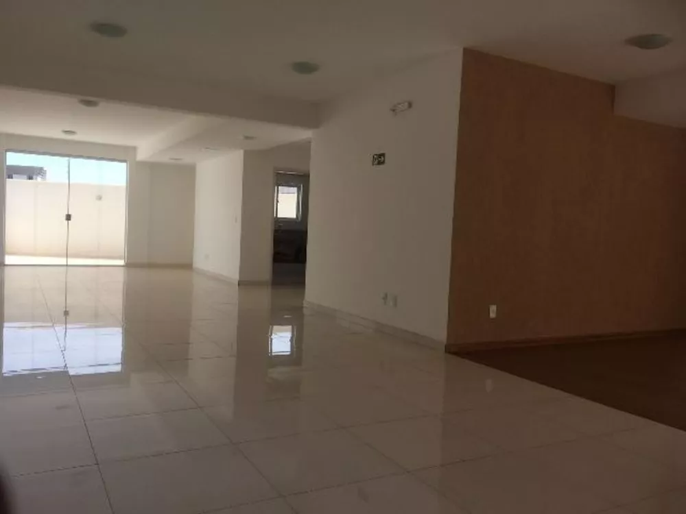 Apartamento à venda com 4 quartos, 276m² - Foto 1