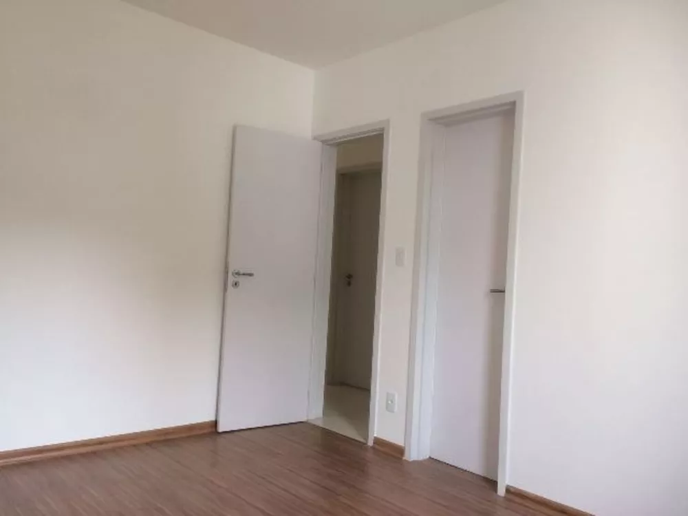 Apartamento à venda com 4 quartos, 276m² - Foto 4