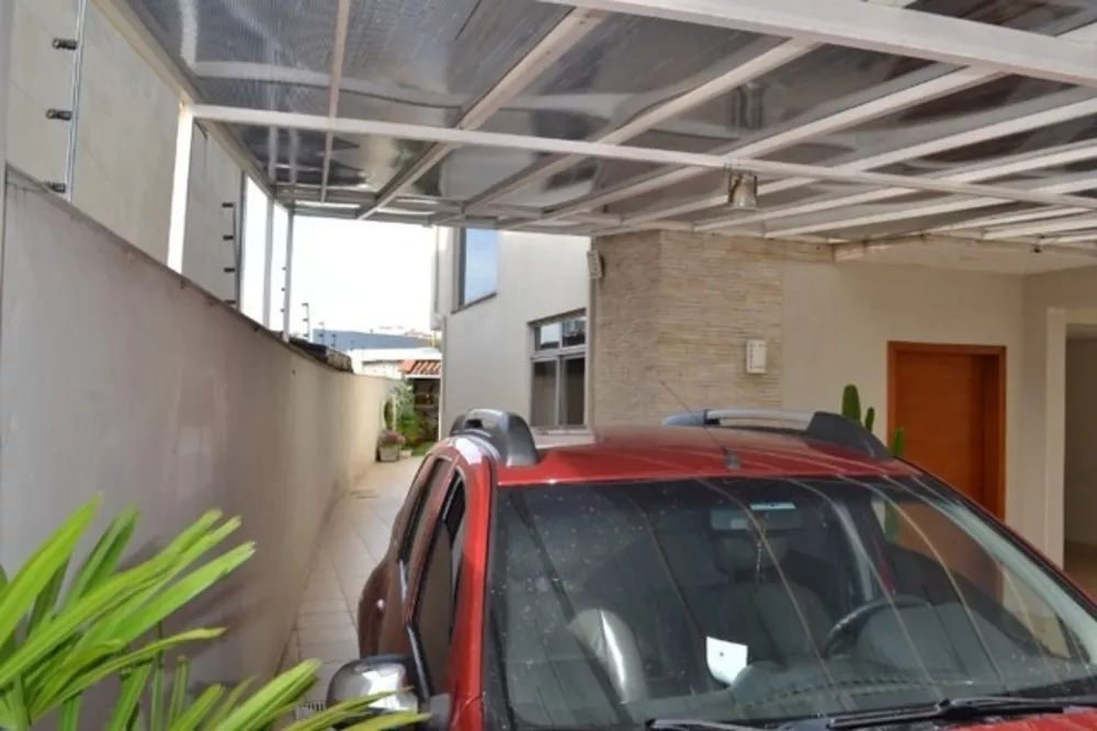 Casa à venda com 4 quartos, 320m² - Foto 16