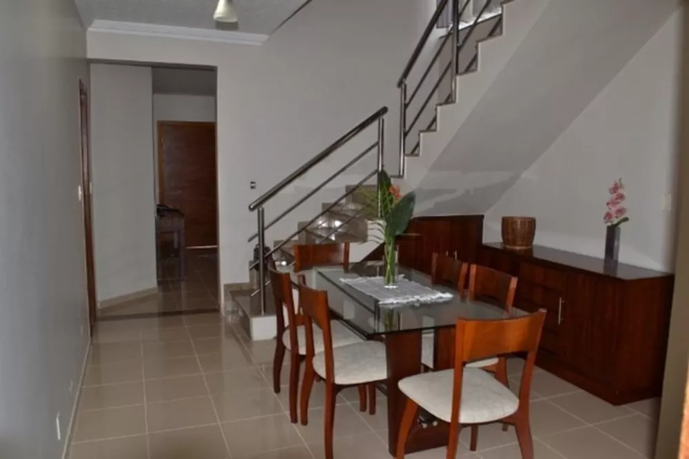 Casa à venda com 4 quartos, 320m² - Foto 5