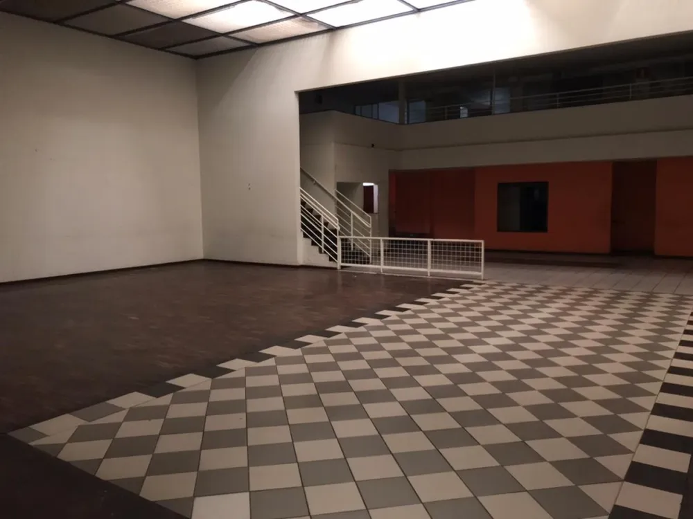 Loja-Salão, 800 m² - Foto 1