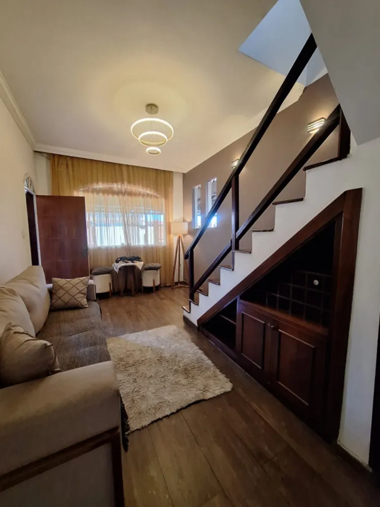 Casa, 7 quartos, 166 m² - Foto 1