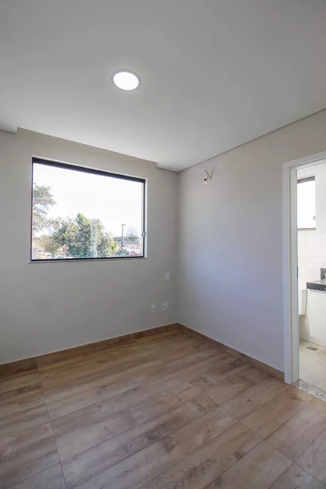 Apartamento à venda com 3 quartos, 90m² - Foto 15