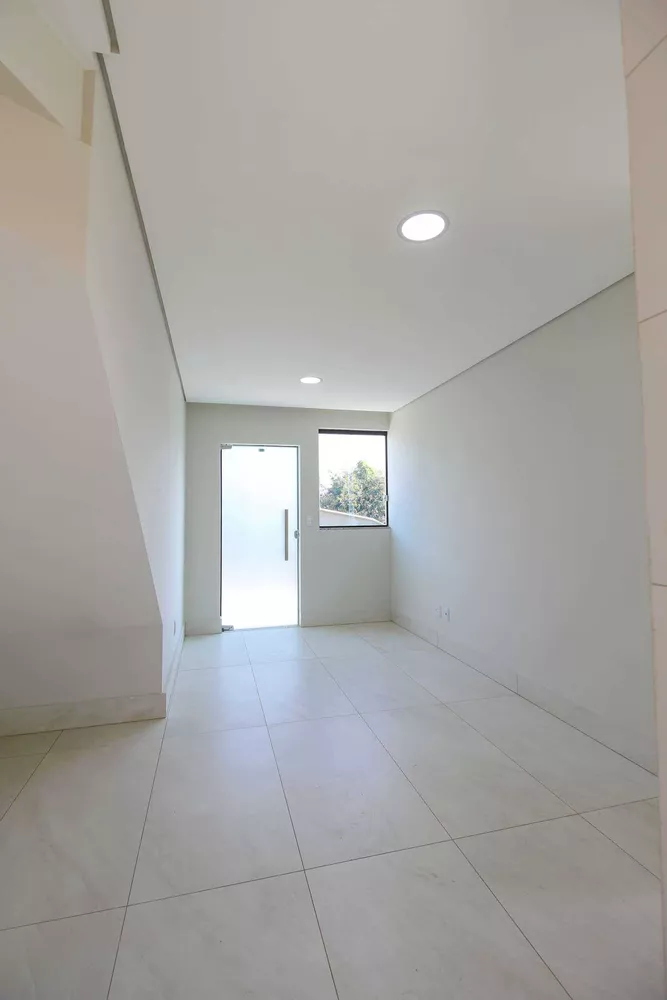 Apartamento à venda com 3 quartos, 90m² - Foto 10