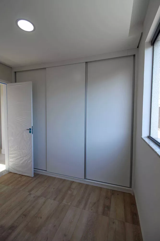 Apartamento à venda com 3 quartos, 90m² - Foto 18