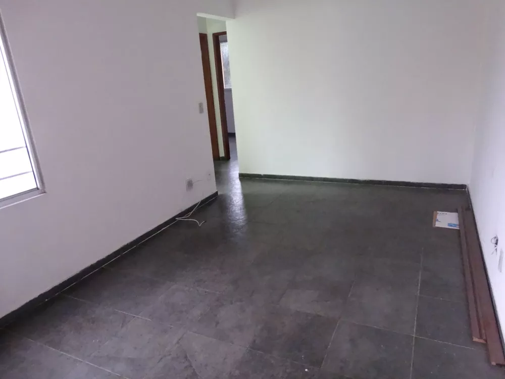 Apartamento à venda com 2 quartos, 47m² - Foto 1