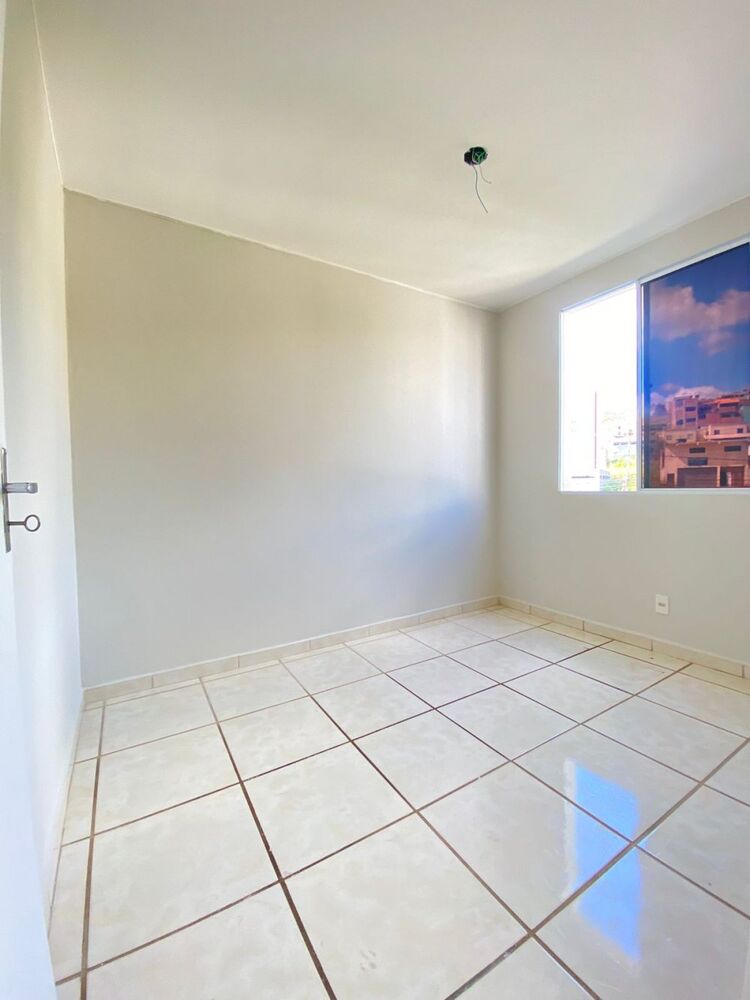 Apartamento à venda com 2 quartos, 43m² - Foto 4