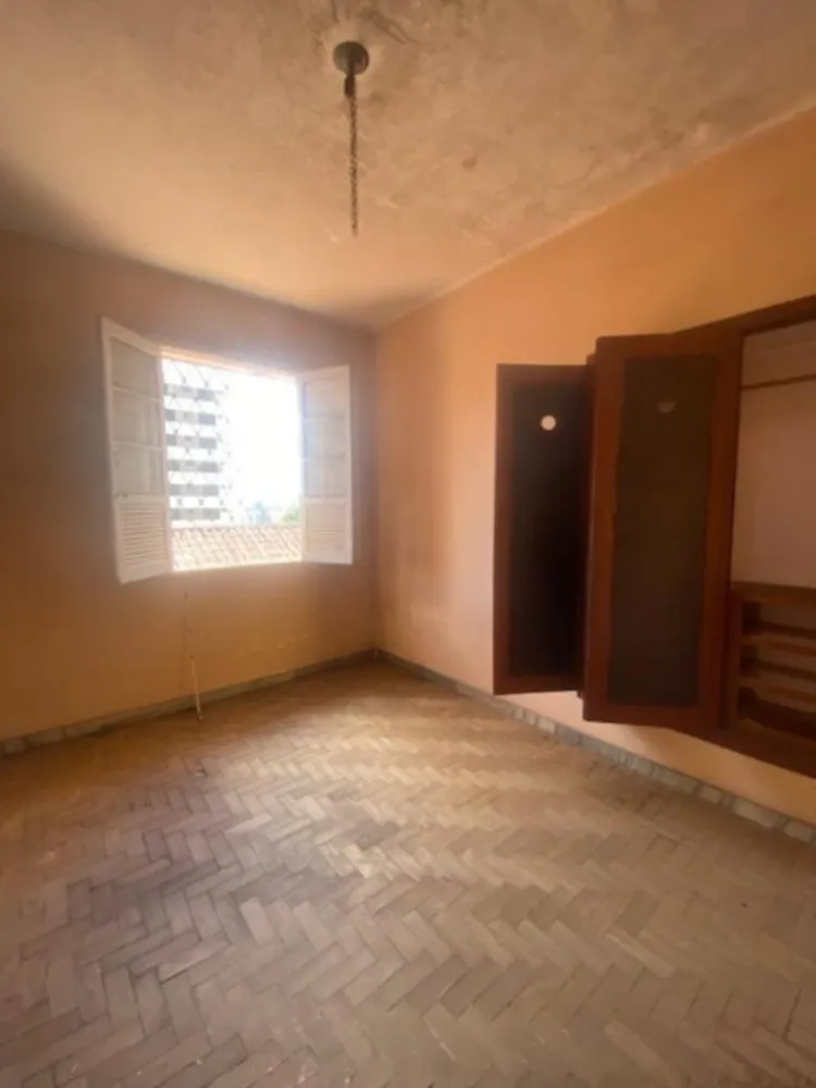 Casa, 5 quartos, 240 m² - Foto 2
