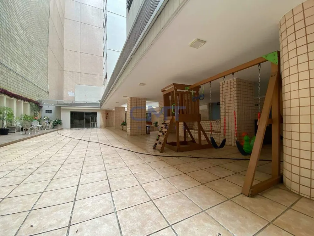 Apartamento, 3 quartos, 228 m² - Foto 2