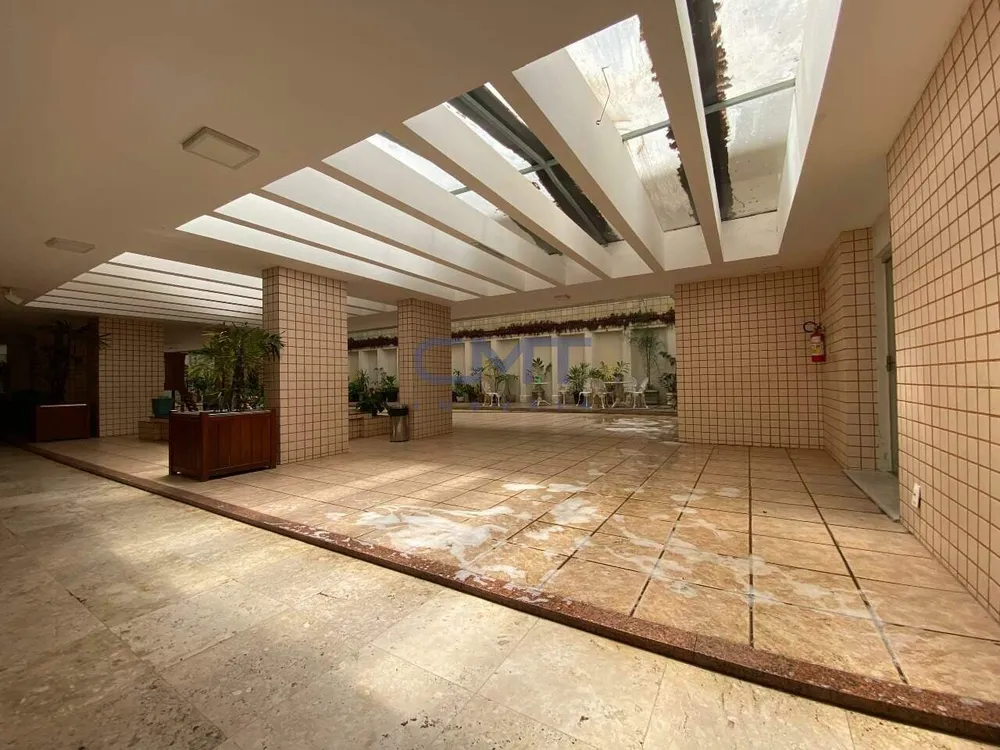 Apartamento, 3 quartos, 228 m² - Foto 1