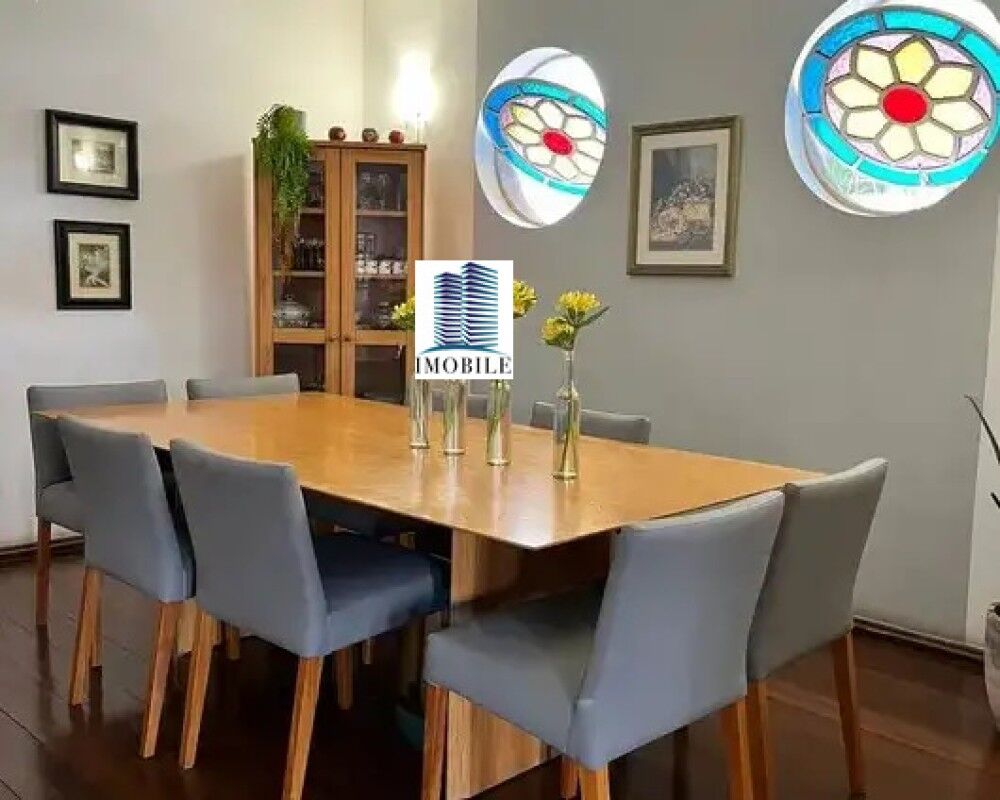 Casa à venda com 7 quartos, 270m² - Foto 4